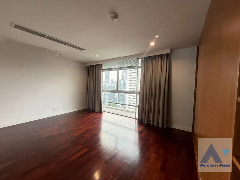 11  3 br Condominium for rent and sale in Sukhumvit ,Bangkok BTS Ekkamai at La Cascade AA10993