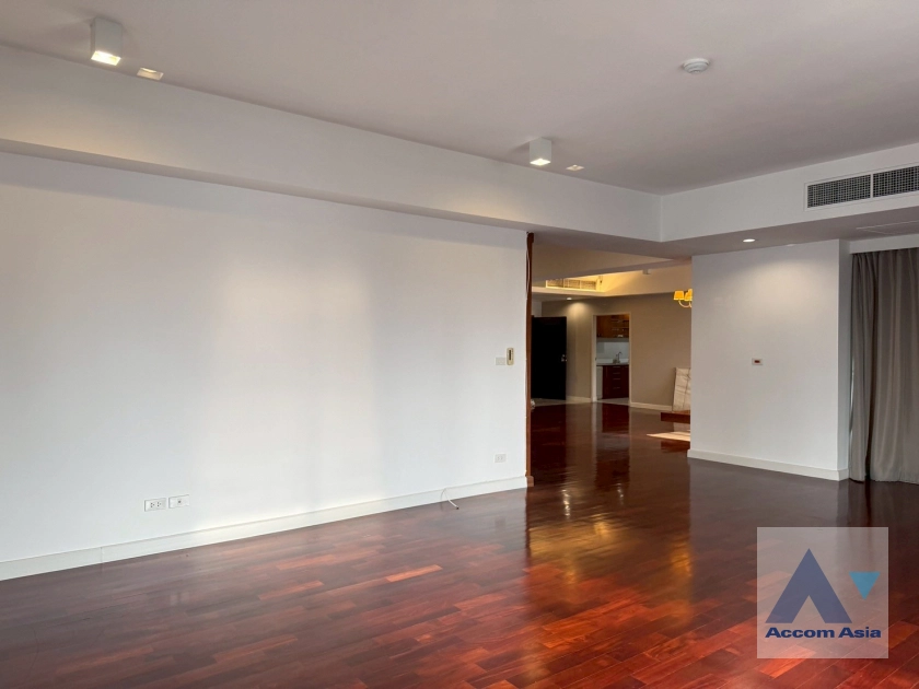 20  3 br Condominium for rent and sale in Sukhumvit ,Bangkok BTS Ekkamai at La Cascade AA10993