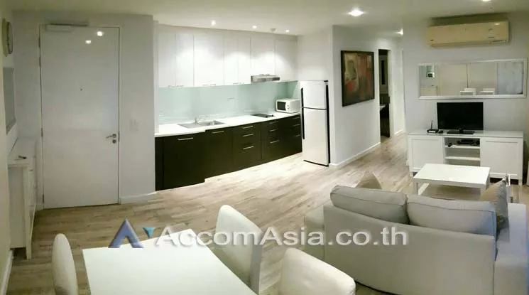 unit 2 Bedrooms  Condominium For Rent in Sukhumvit, Bangkok  near BTS Ekkamai (AA10994)