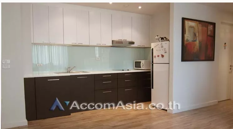 unit 2 Bedrooms  Condominium For Rent in Sukhumvit, Bangkok  near BTS Ekkamai (AA10994)