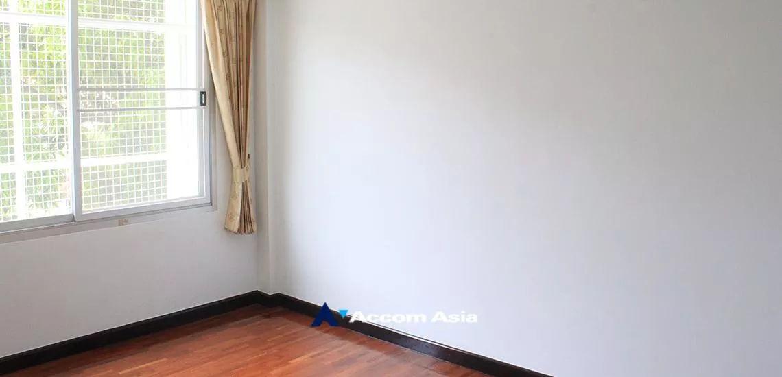 5  3 br House for rent and sale in Sukhumvit ,Bangkok BTS Phra khanong at Home Place Sukhumvit 71 AA10997