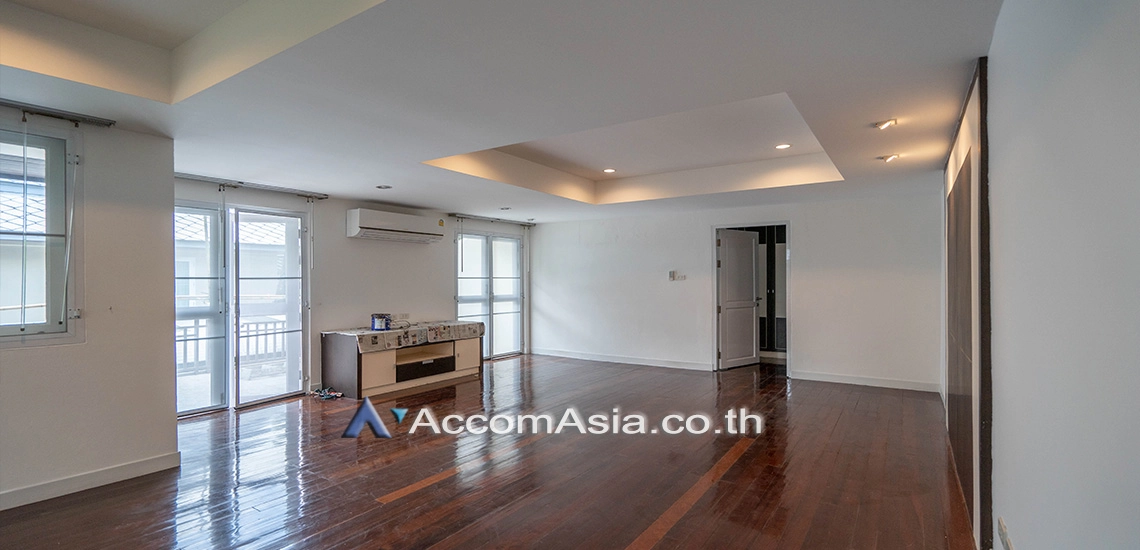 8  4 br House For Rent in Sukhumvit ,Bangkok BTS Ekkamai at Private Compound 5000801