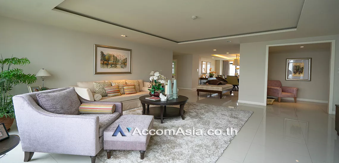 Pet friendly |  3 Bedrooms  Apartment For Rent in Sukhumvit, Bangkok  near BTS Thong Lo (AA11034)