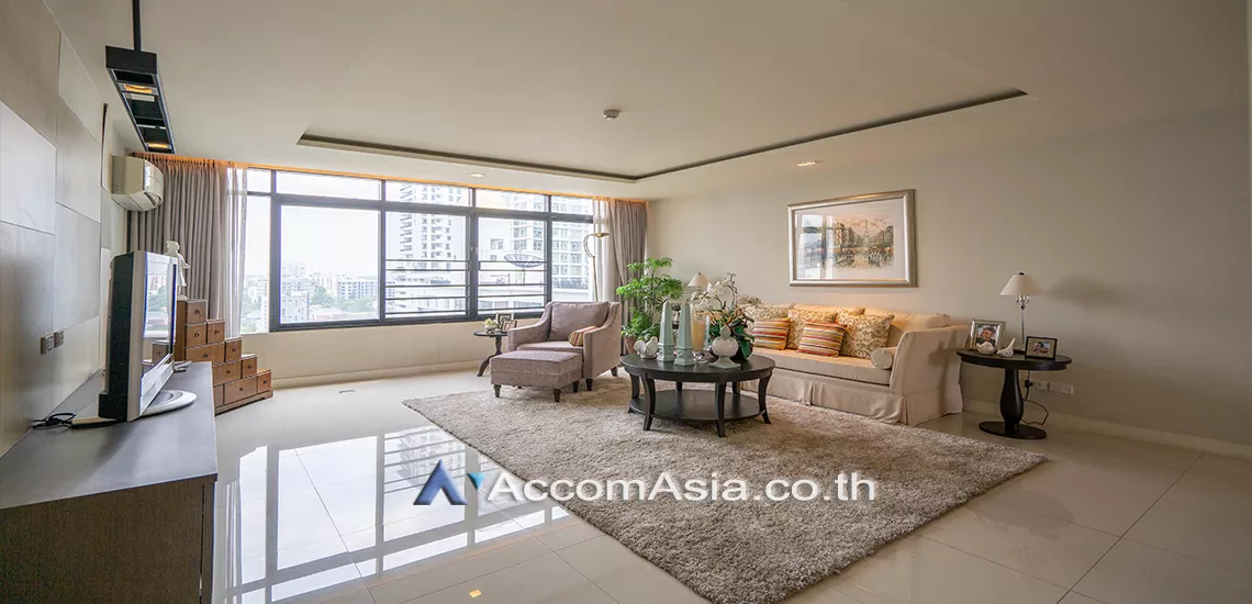 Pet friendly |  3 Bedrooms  Apartment For Rent in Sukhumvit, Bangkok  near BTS Thong Lo (AA11034)