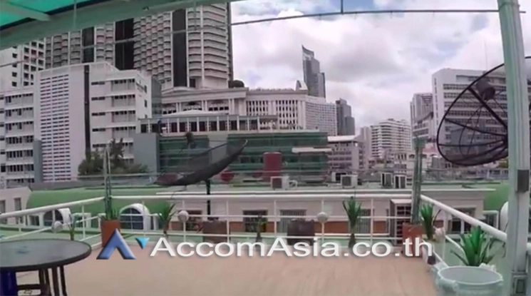 11  4 br House for rent and sale in Silom ,Bangkok BTS Surasak AA11039