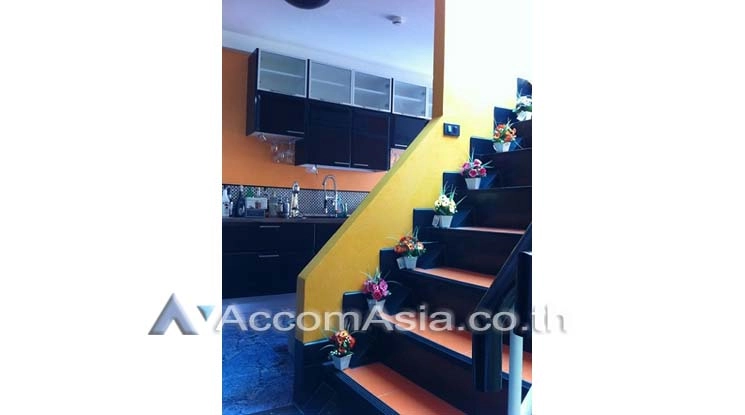 4  4 br House for rent and sale in Silom ,Bangkok BTS Surasak AA11039