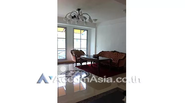 6  4 br House for rent and sale in silom ,Bangkok BTS Surasak AA11039