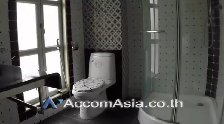 9  4 br House for rent and sale in silom ,Bangkok BTS Surasak AA11039