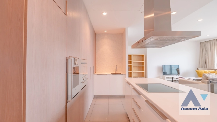 11  3 br Condominium For Rent in Ploenchit ,Bangkok BTS Ratchadamri - MRT Silom at 185 Rajadamri AA11051