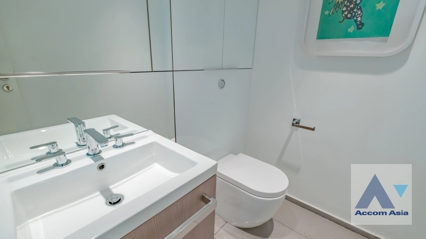 13  3 br Condominium For Rent in Ploenchit ,Bangkok BTS Ratchadamri - MRT Silom at 185 Rajadamri AA11051