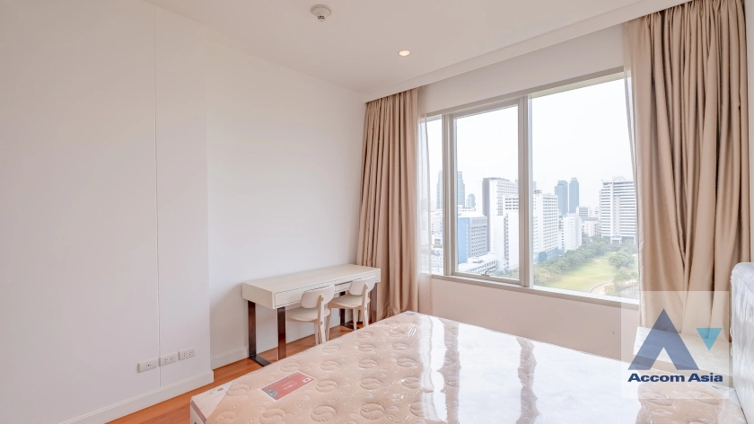 20  3 br Condominium For Rent in Ploenchit ,Bangkok BTS Ratchadamri - MRT Silom at 185 Rajadamri AA11051