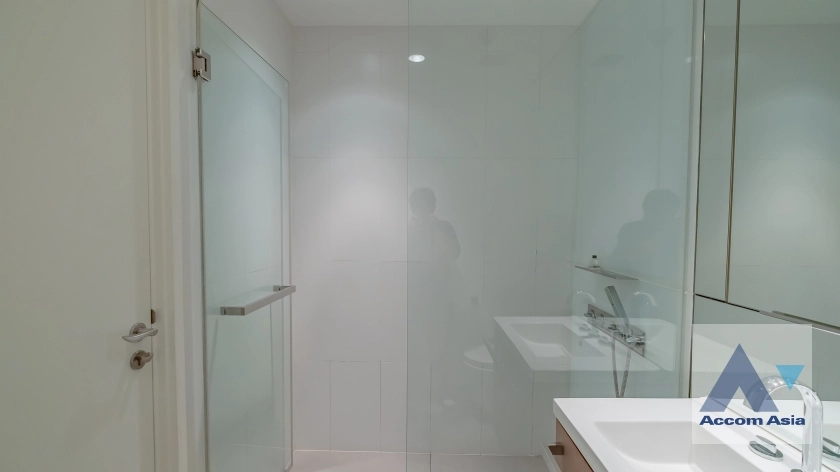 21  3 br Condominium For Rent in Ploenchit ,Bangkok BTS Ratchadamri - MRT Silom at 185 Rajadamri AA11051