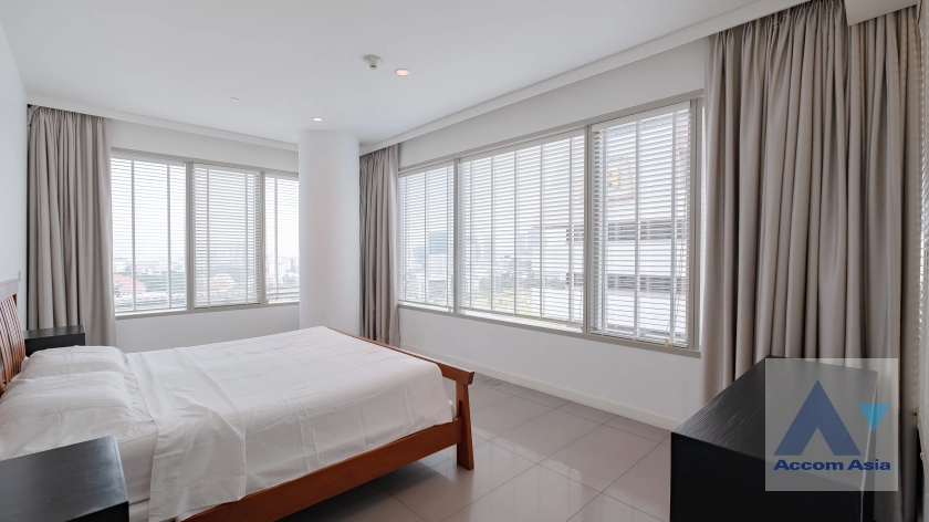 1  3 br Condominium For Rent in Ploenchit ,Bangkok BTS Ratchadamri - MRT Silom at 185 Rajadamri AA11051