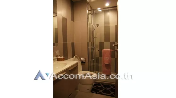  1  2 br Condominium For Rent in Dusit ,Bangkok BTS Wongwian Yai at Teal Sathorn Taksin   AA11056