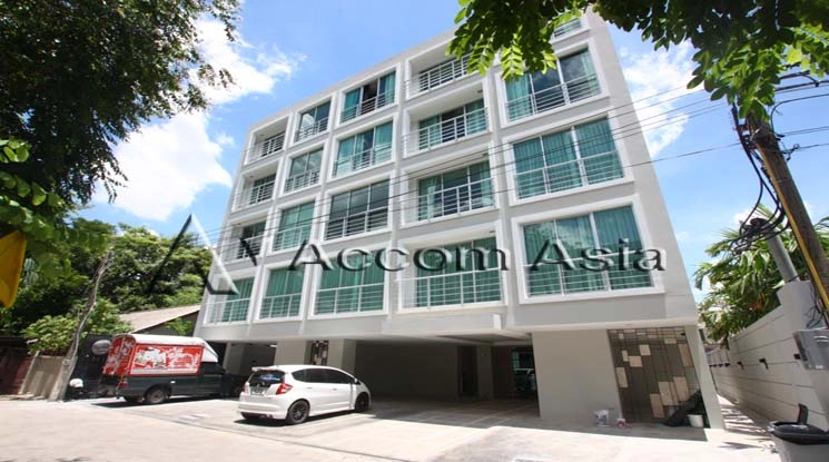 unit 2 Bedrooms  Apartment For Rent in Sukhumvit, Bangkok  near BTS Thong Lo (AA11062)