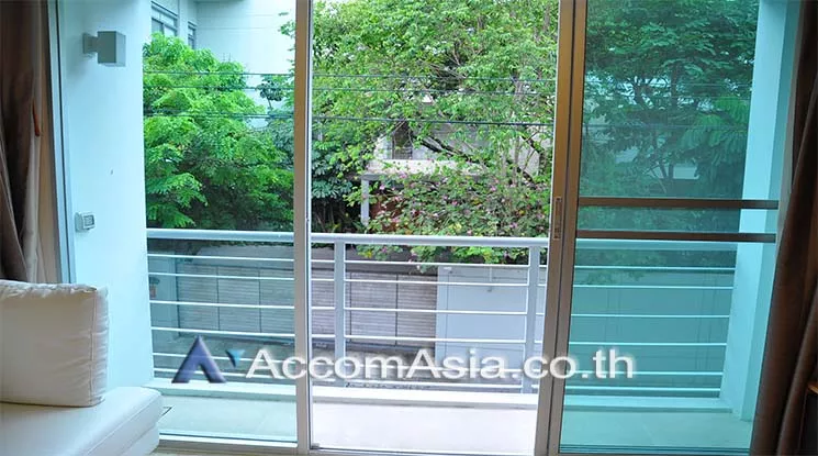 unit 2 Bedrooms  Apartment For Rent in Sukhumvit, Bangkok  near BTS Thong Lo (AA11066)
