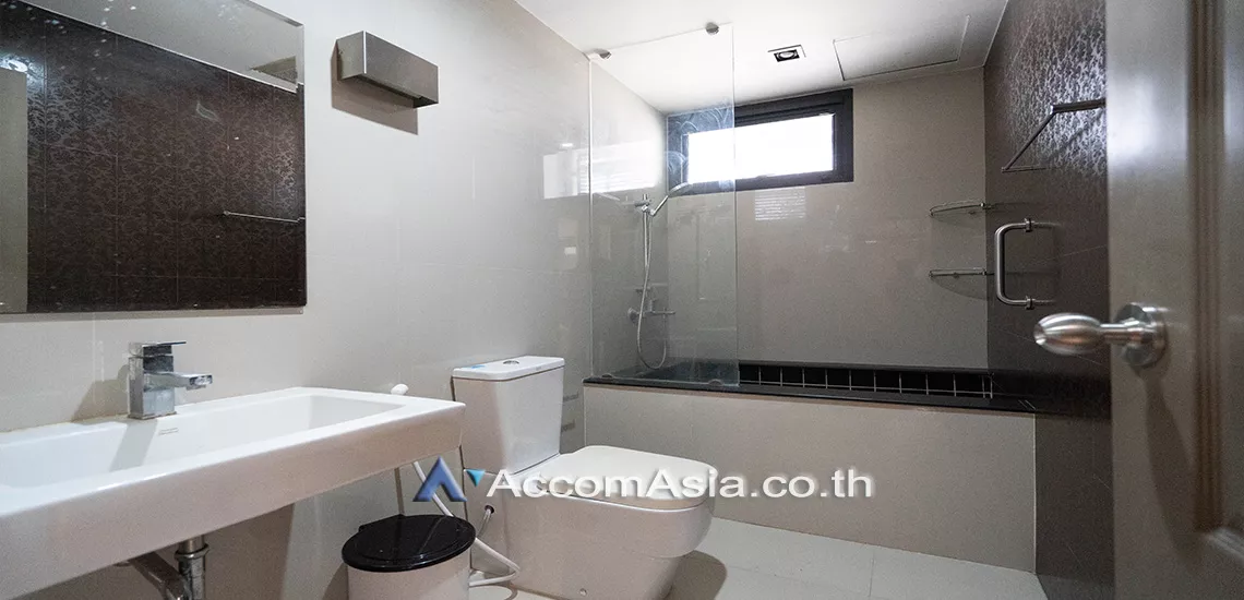 6  2 br Condominium For Sale in Sukhumvit ,Bangkok BTS Thong Lo at W8 Thonglor 25 AA11080