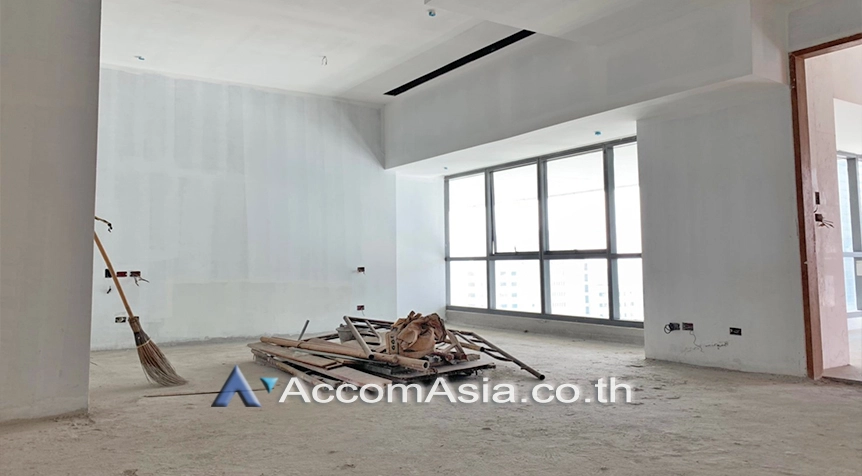 11  3 br Condominium For Sale in Sukhumvit ,Bangkok BTS Phrom Phong at Le Raffine Sukhumvit 39 AA11099