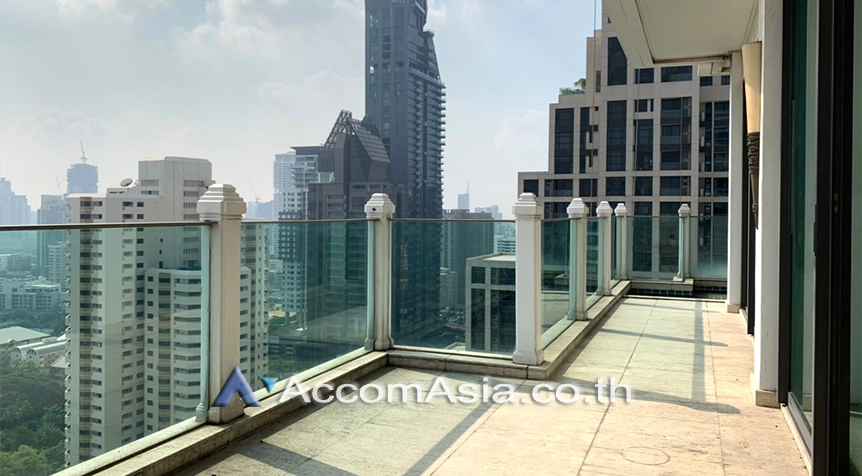  1  3 br Condominium For Sale in Sukhumvit ,Bangkok BTS Phrom Phong at Le Raffine Sukhumvit 39 AA11099