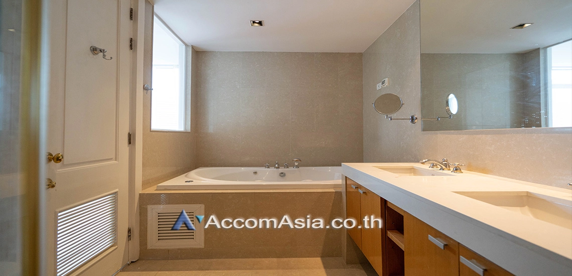 5  3 br Condominium For Rent in Ploenchit ,Bangkok BTS Ploenchit at Athenee Residence AA11139