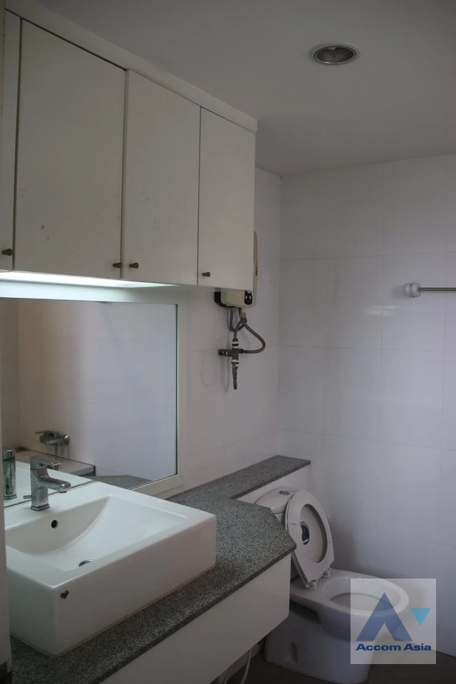 5  3 br Condominium For Rent in Sukhumvit ,Bangkok BTS Ekkamai at Tai Ping Tower AA11193