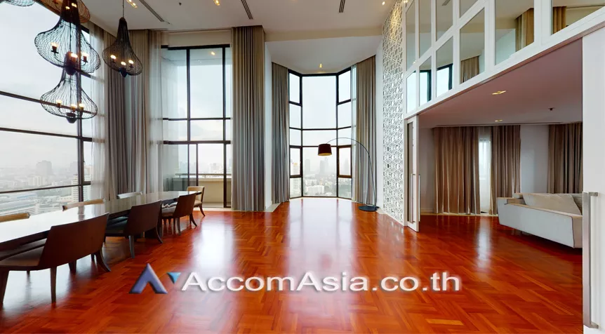 Duplex Condo, Penthouse |  Baan Suan Petch Condominium  4 Bedroom for Rent BTS Phrom Phong in Sukhumvit Bangkok