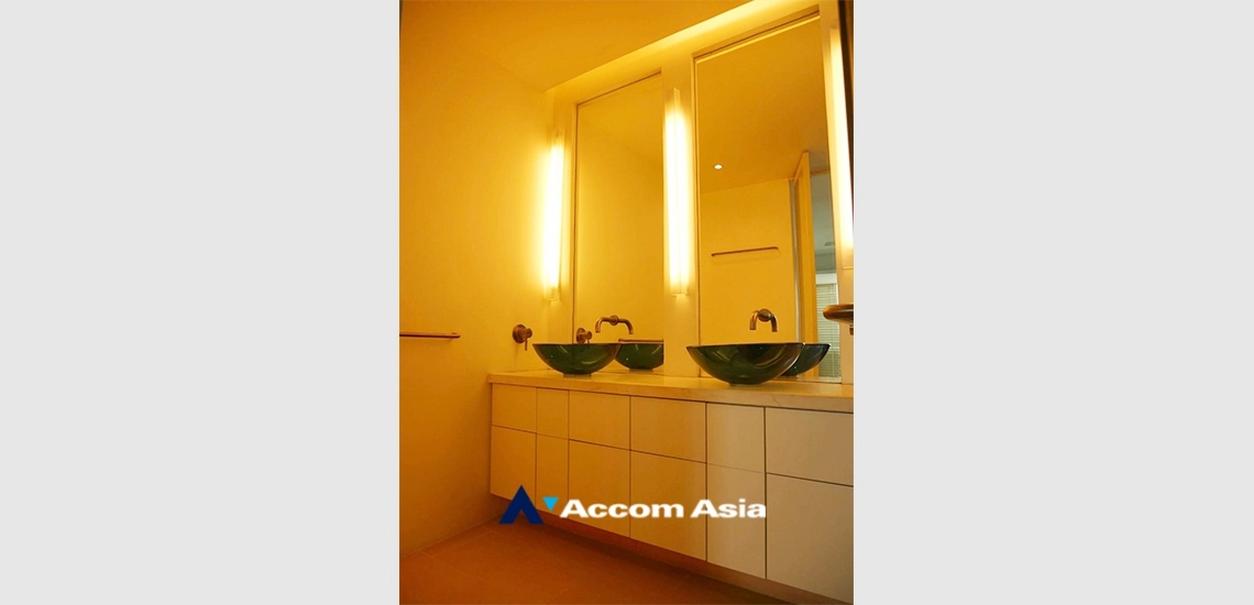10  2 br Condominium for rent and sale in Sukhumvit ,Bangkok BTS Nana at Lake Green AA11207