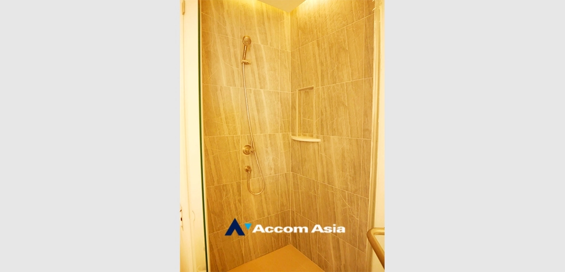 9  2 br Condominium for rent and sale in Sukhumvit ,Bangkok BTS Nana at Lake Green AA11207