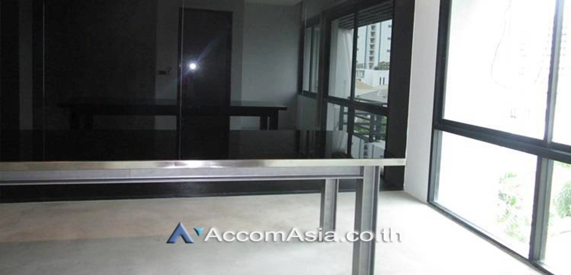 6  3 br Townhouse for rent and sale in Sukhumvit ,Bangkok BTS Thong Lo AA11213