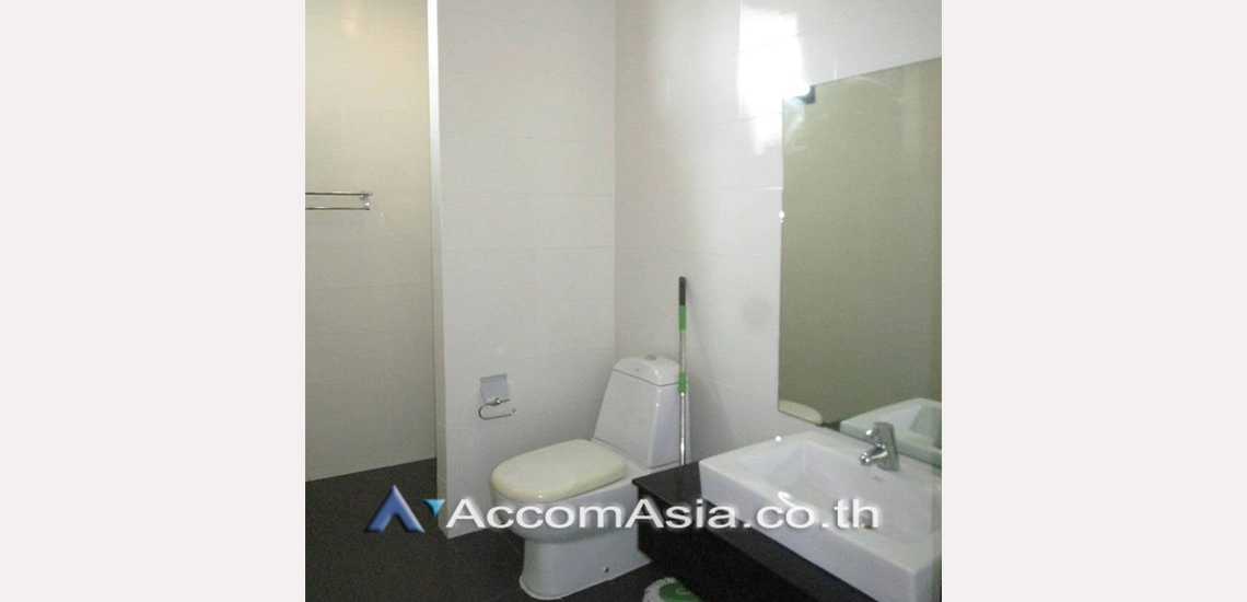 10  3 br Townhouse for rent and sale in sukhumvit ,Bangkok BTS Thong Lo AA11213