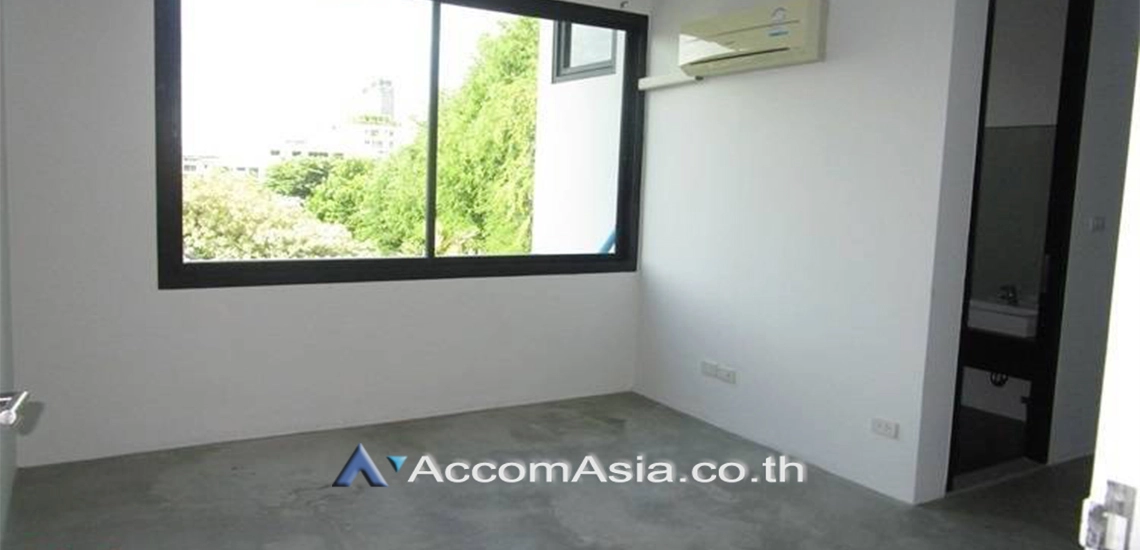 7  3 br Townhouse for rent and sale in sukhumvit ,Bangkok BTS Thong Lo AA11213