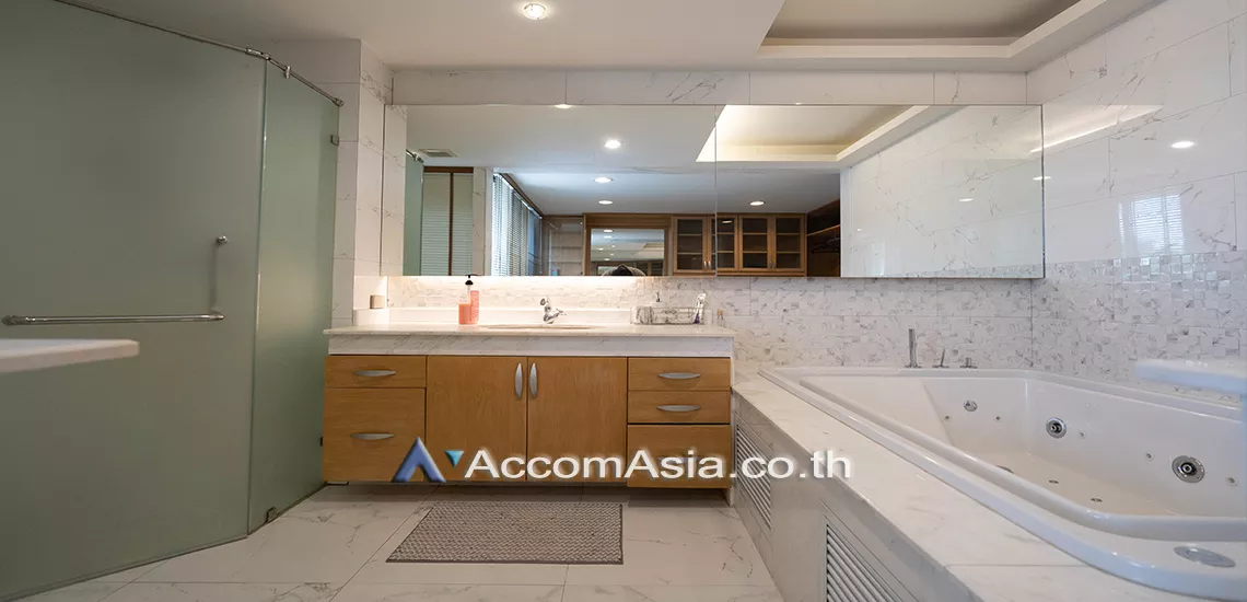 13  3 br House for rent and sale in Sukhumvit ,Bangkok BTS Phra khanong at Home Place Sukhumvit 71 AA11214