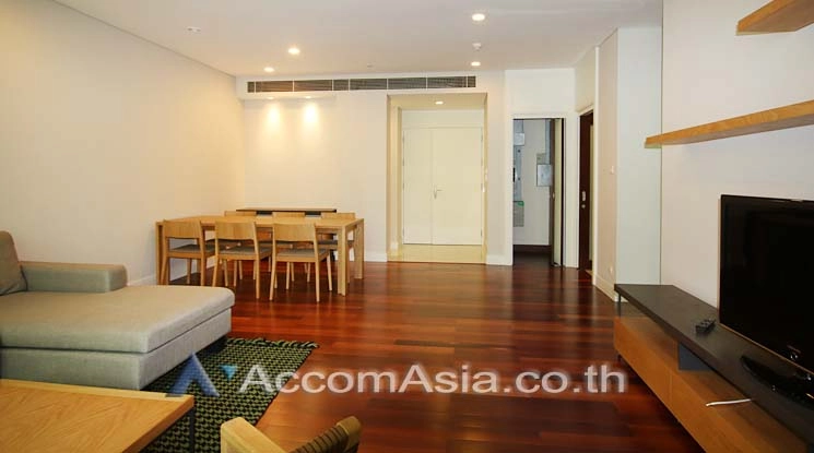 unit 2 Bedrooms  Condominium For Rent & Sale in Ploenchit, Bangkok  near BTS Chitlom (AA11248)