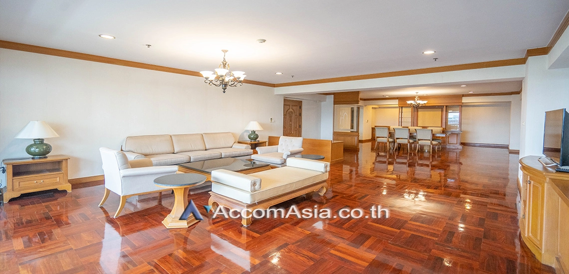  2  3 br Apartment For Rent in Sukhumvit ,Bangkok BTS Phrom Phong at High quality of living AA11250