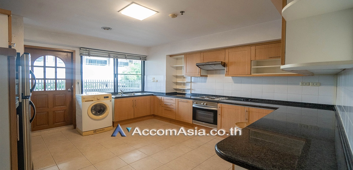 4  3 br Apartment For Rent in Sukhumvit ,Bangkok BTS Phrom Phong at High quality of living AA11250