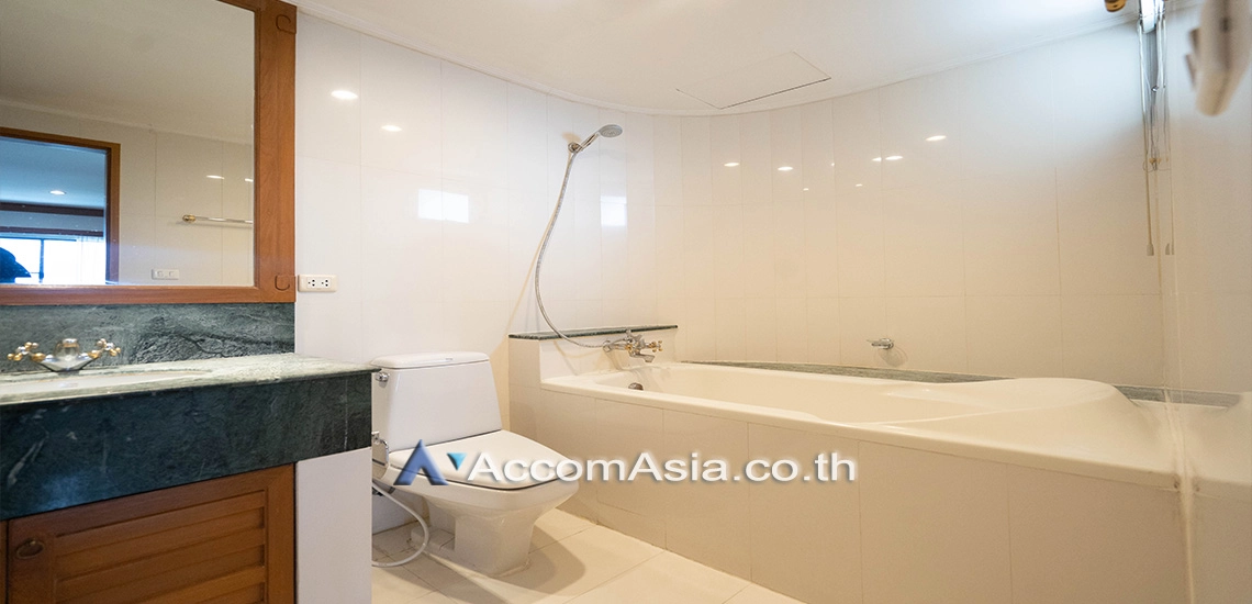 9  3 br Apartment For Rent in Sukhumvit ,Bangkok BTS Phrom Phong at High quality of living AA11250