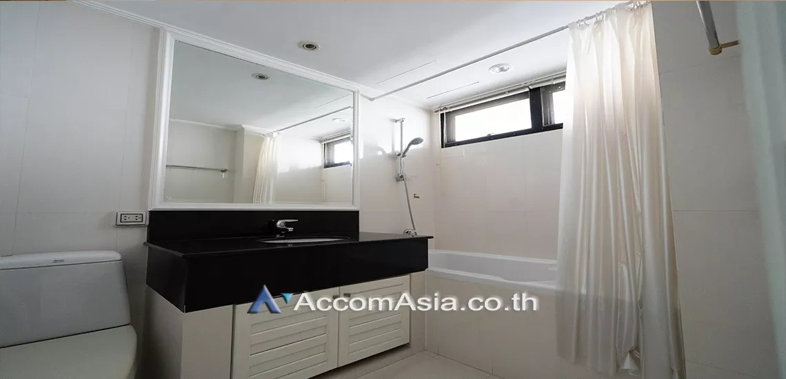 22  6 br Apartment For Rent in Sukhumvit ,Bangkok BTS Phrom Phong at High quality of living AA11251
