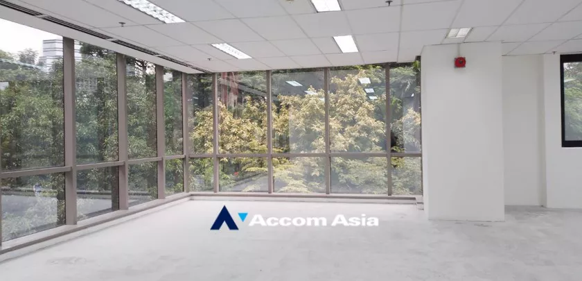  1  Office Space For Rent in Ploenchit ,Bangkok BTS Ploenchit at 208 Wireless Road Building AA11254