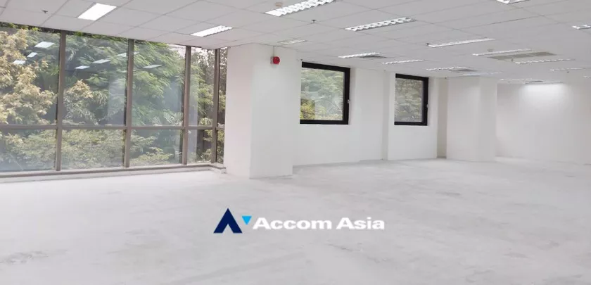 5  Office Space For Rent in Ploenchit ,Bangkok BTS Ploenchit at 208 Wireless Road Building AA11254