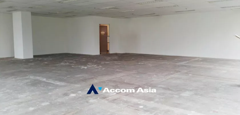 5  Office Space For Rent in Ploenchit ,Bangkok BTS Ploenchit at 208 Wireless Road Building AA11258