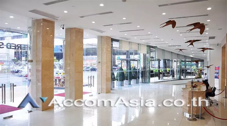  1  Office Space For Rent in Sathorn ,Bangkok BTS Surasak at Chartered Square Building AA11272