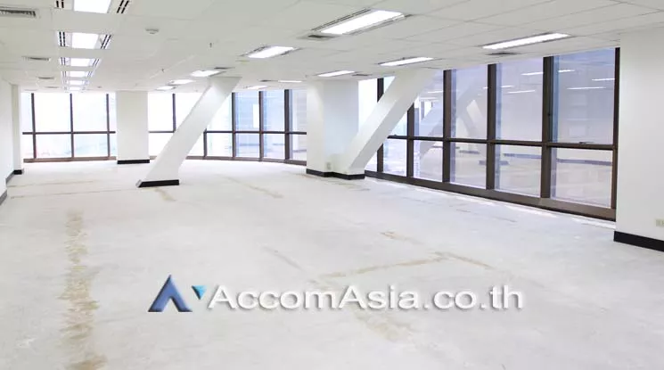  2  Office Space For Rent in Sathorn ,Bangkok BTS Surasak at Chartered Square Building AA11283
