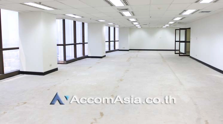  1  Office Space For Rent in Sathorn ,Bangkok BTS Surasak at Chartered Square Building AA11283