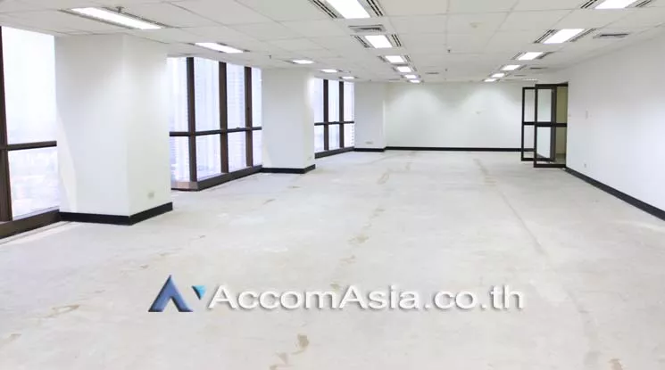  1  Office Space For Rent in Sathorn ,Bangkok BTS Surasak at Chartered Square Building AA11283