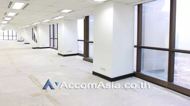 6  Office Space For Rent in Sathorn ,Bangkok BTS Surasak at Chartered Square Building AA11283