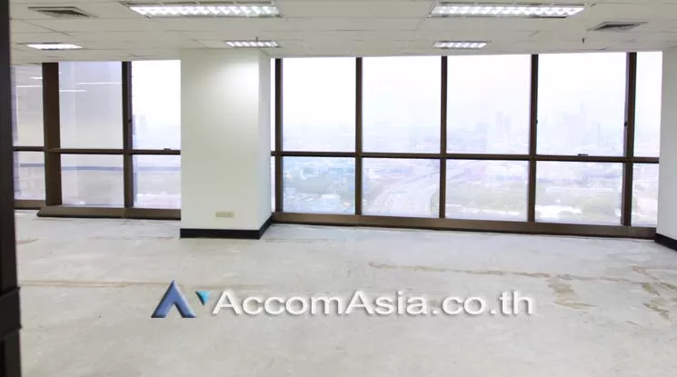 8  Office Space For Rent in Sathorn ,Bangkok BTS Surasak at Chartered Square Building AA11283