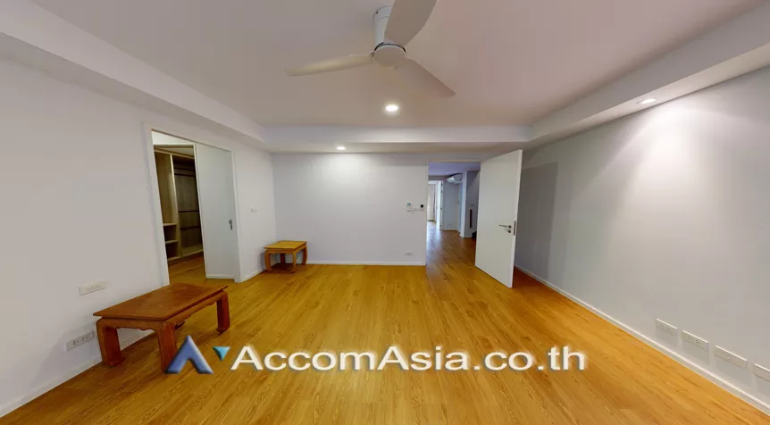  1  4 br Apartment For Rent in Sathorn ,Bangkok BTS Chong Nonsi at Low rise - Cozy Apartment AA11288