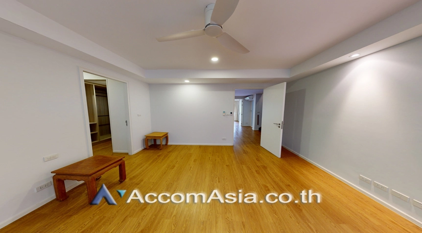 1  4 br Apartment For Rent in Sathorn ,Bangkok BTS Chong Nonsi at Cozy Low-Rise Apartment in a Premium Compound AA11288