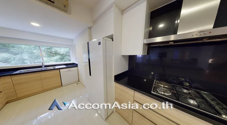 12  4 br Apartment For Rent in Sathorn ,Bangkok BTS Chong Nonsi at Low rise - Cozy Apartment AA11288