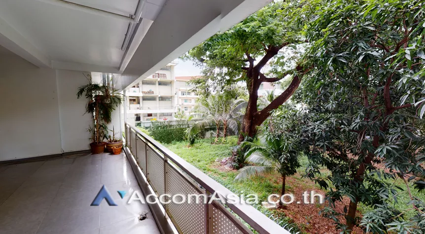 7  4 br Apartment For Rent in Sathorn ,Bangkok BTS Chong Nonsi at Low rise - Cozy Apartment AA11288